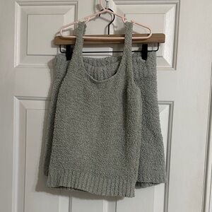 Skims Set ! Great condition, few minor flaws… SZ S/M
Top And Short!